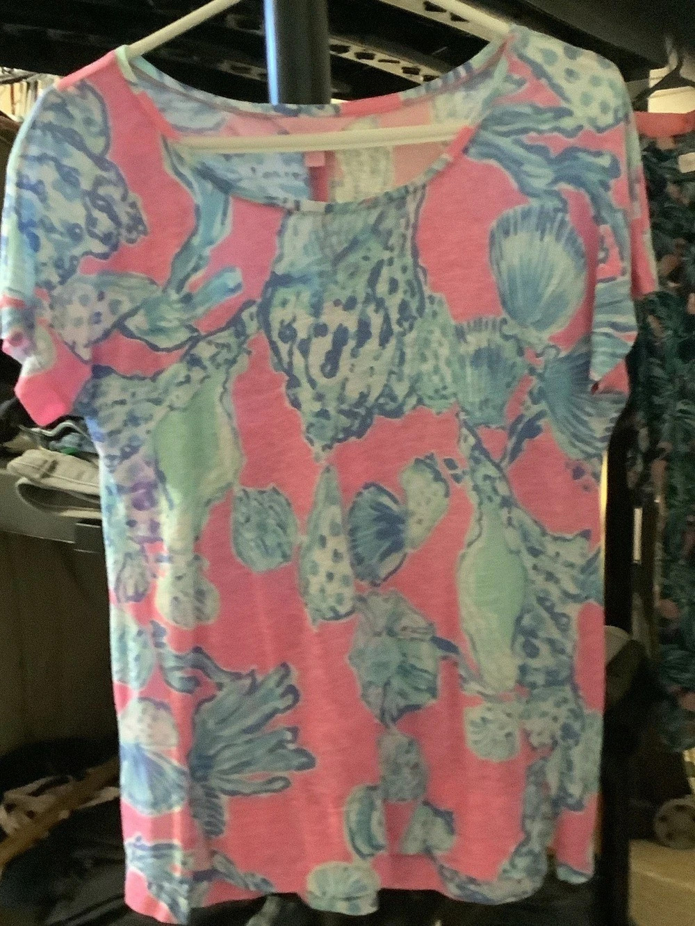 Lilly Pulitzer Abstract Print Short Sleeve Tee in Pink & Green Size Small, 100%